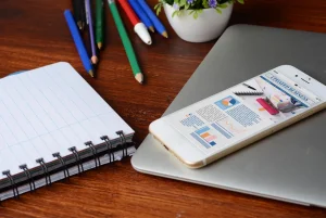 بهترین ابزار های دیجیتال مارکتینگ سال 2025 + معرفی 10 ابزار کاربردی و رایگان